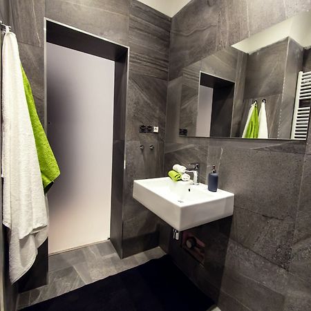 Freedom Rooms & Apartments Praga Zewnętrze zdjęcie