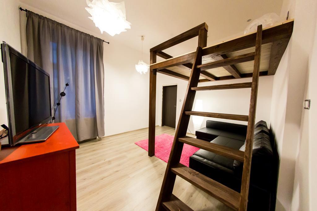 Freedom Rooms & Apartments Praga Zewnętrze zdjęcie