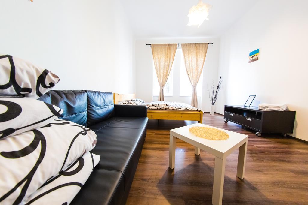 Freedom Rooms & Apartments Praga Zewnętrze zdjęcie