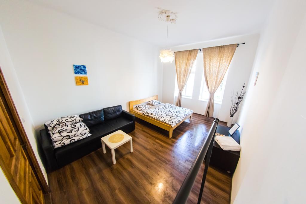 Freedom Rooms & Apartments Praga Zewnętrze zdjęcie