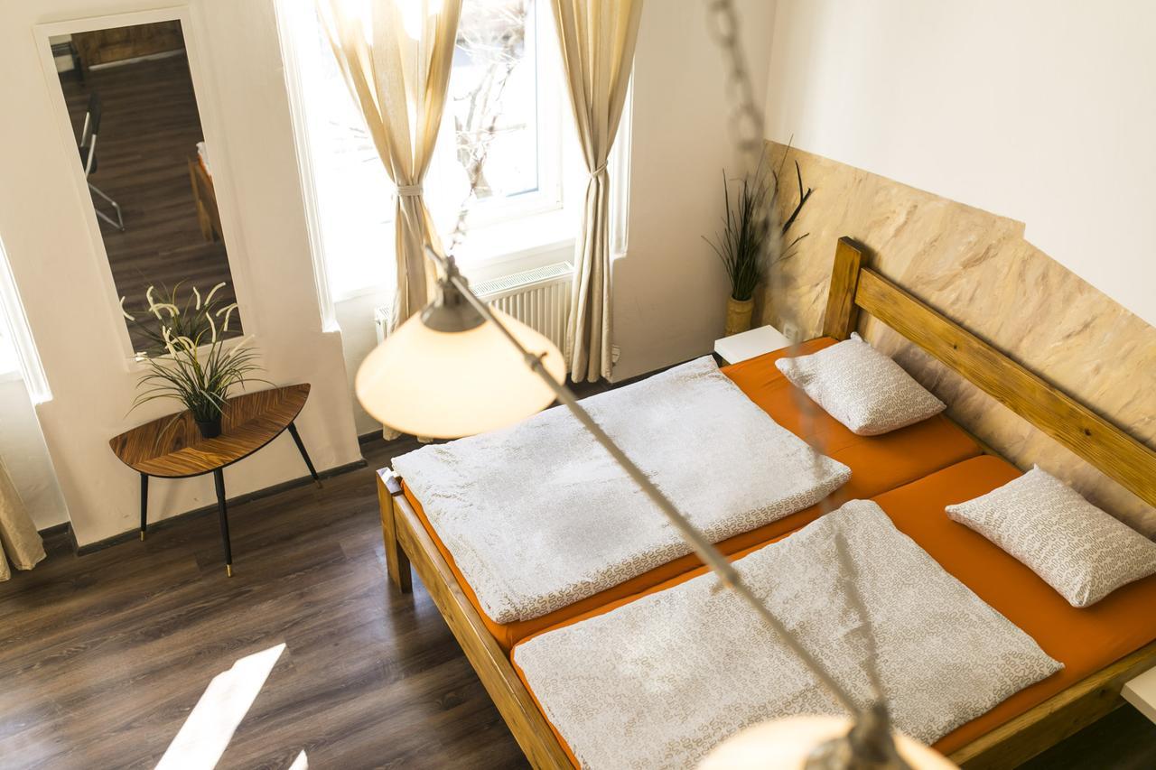 Freedom Rooms & Apartments Praga Zewnętrze zdjęcie