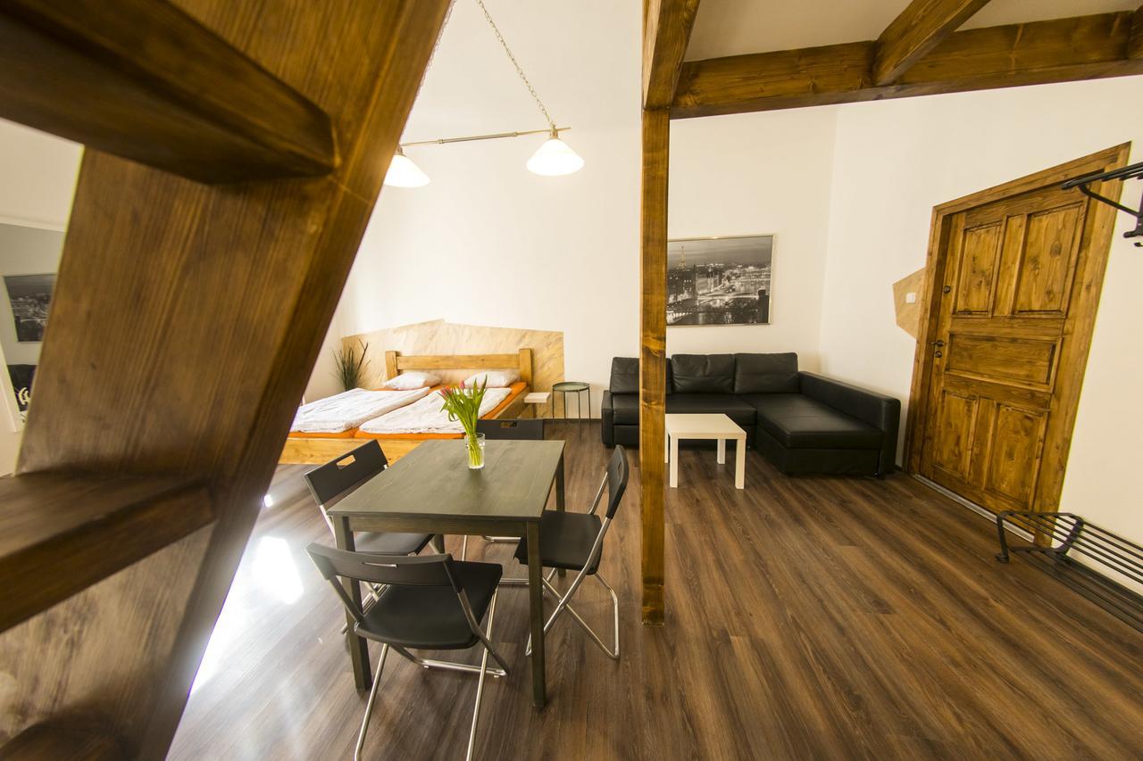 Freedom Rooms & Apartments Praga Zewnętrze zdjęcie