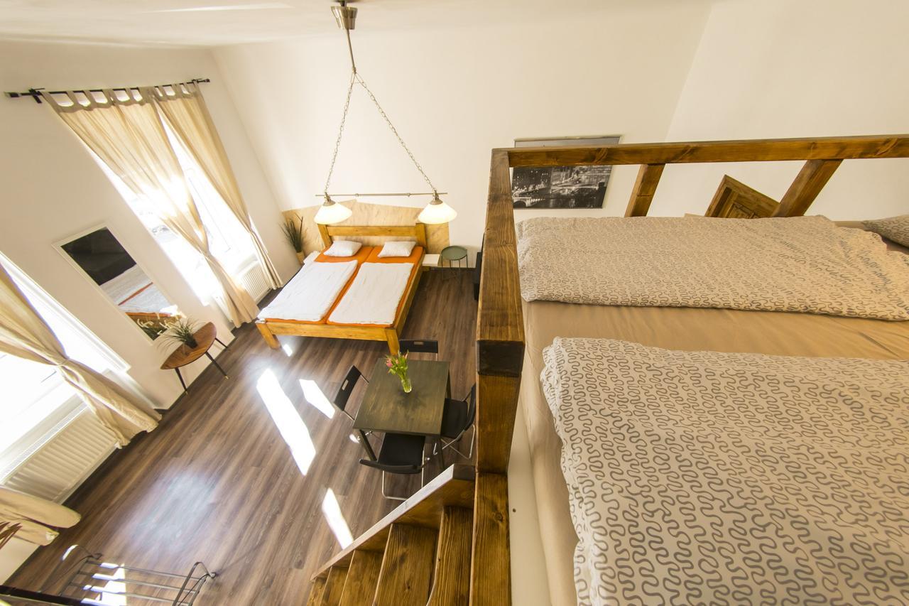 Freedom Rooms & Apartments Praga Zewnętrze zdjęcie