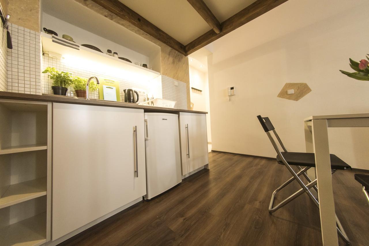 Freedom Rooms & Apartments Praga Zewnętrze zdjęcie