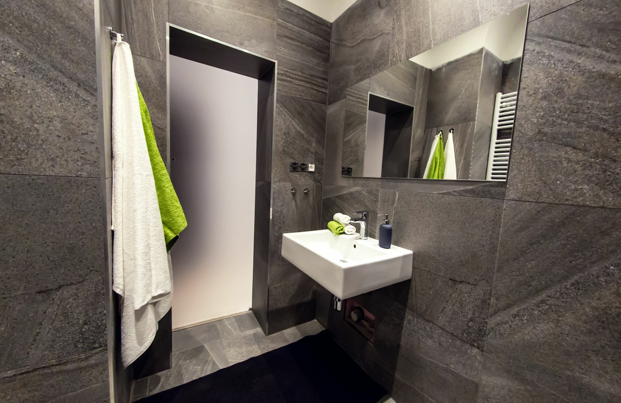 Freedom Rooms & Apartments Praga Zewnętrze zdjęcie